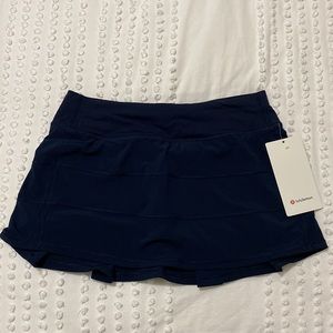 lululemon navy skirt size 6!!!!